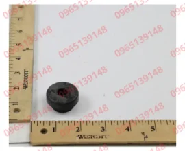 york-02533201000-top-insulator