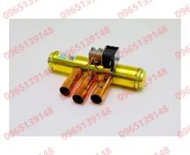 york-s102535389002-reversing-valve-wcoil