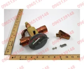 York-025-32905-000-R-22-Expansion-Valve